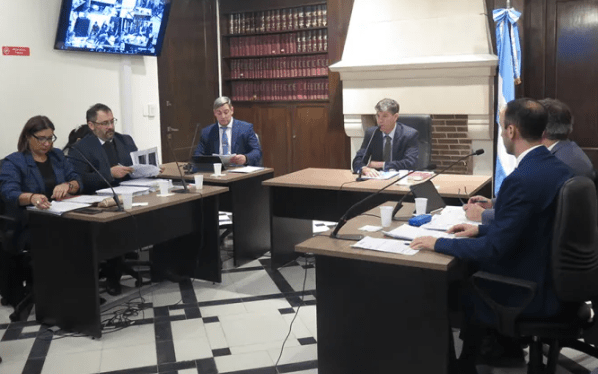 General Alvarado: investigan a cuatro personas por agua contaminada en escuelas de Mar del&nbsp;Sud