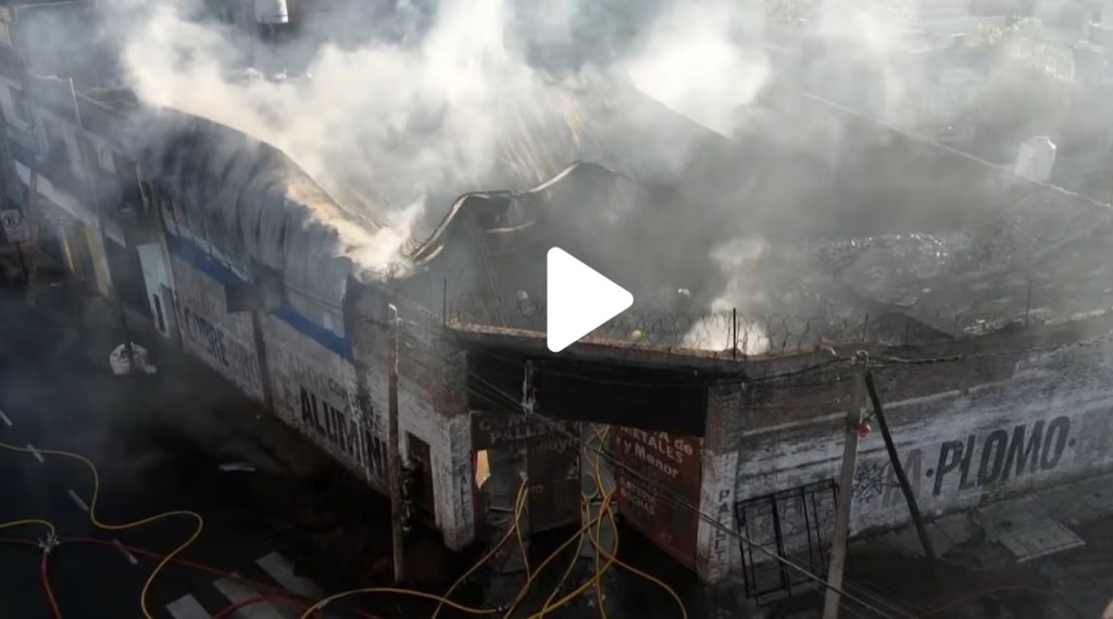 Un Incendio de Gran Escala en el Noroeste del Gran Buenos Aires Provocó un Operativo de Evacuación&nbsp;Masiva