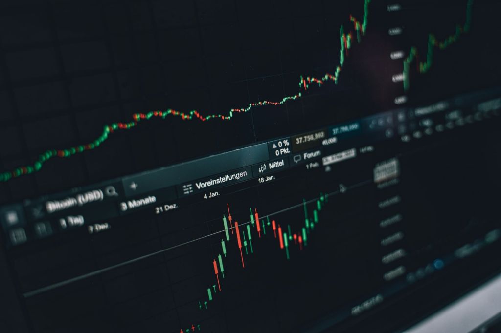 ¿Qué gana: la baja de inflación o la suba del dólar en&nbsp;precios?