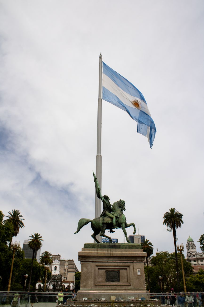 Milei descarta vincular victoria sobre Inglaterra con reclamo de&nbsp;Malvinas